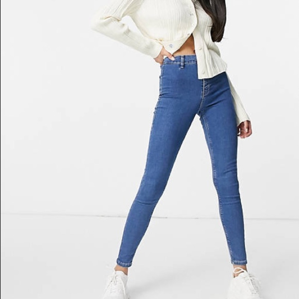 Topshop high waisted Joni Jeans in midblue. Size: 26W 30L